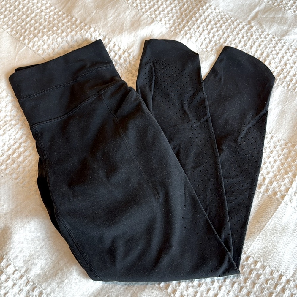 Athleta high waist mesh hole leg detail side pocket  legging S